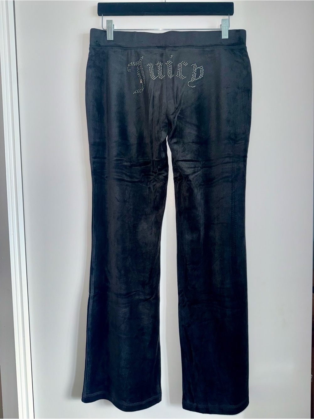 πββ¬ Juicy Couture Black Velour Pants with Rhinestone Script
